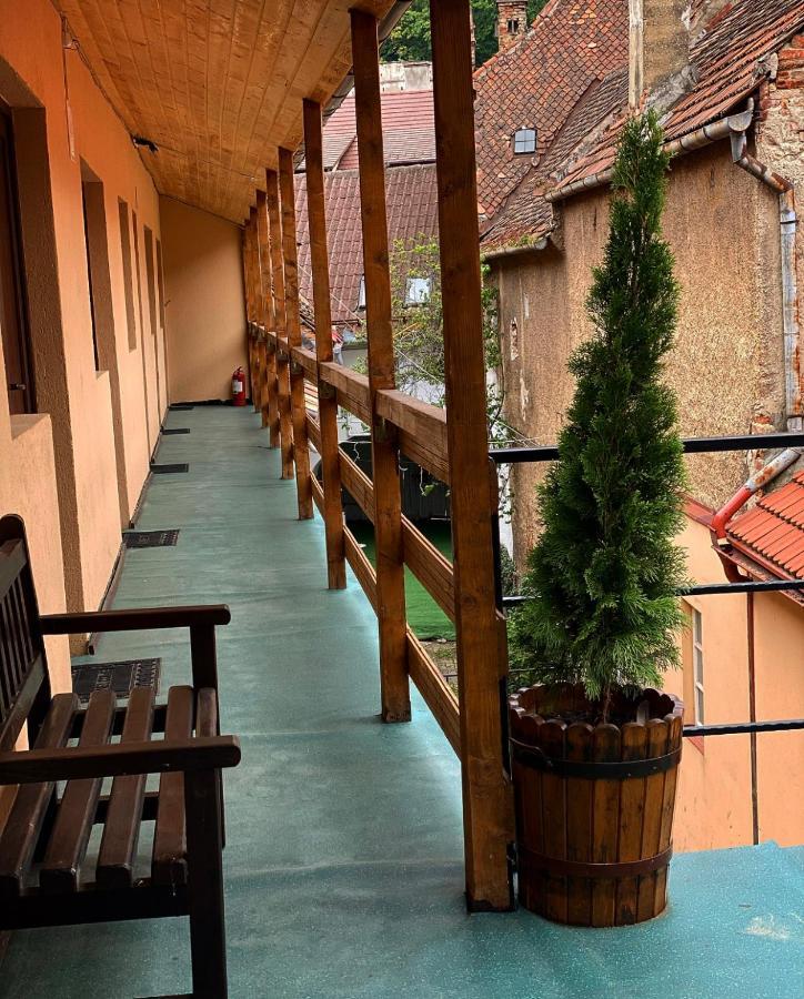 Ullysses Guest House Braşov Exterior foto