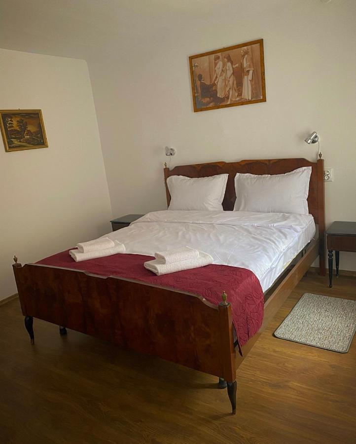Ullysses Guest House Braşov Exterior foto